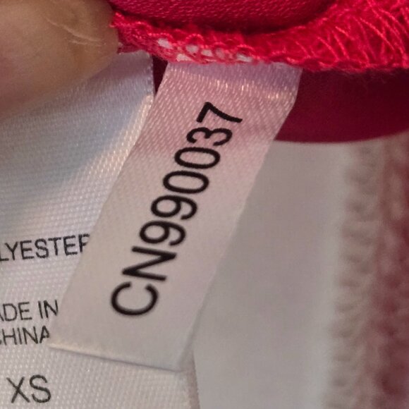 WOMEN'S NEW YORK & COMPANY PINK BLOUSE SIZE XS NWT - Picture 9 of 10